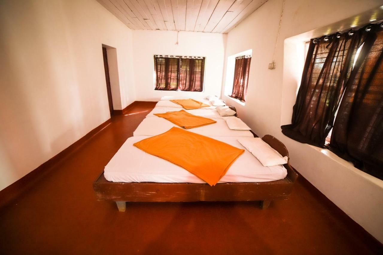 Misty Valley Hill Resorts Nelliyampathy Exterior foto